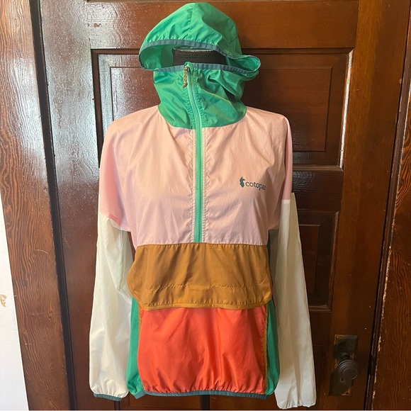 Cotopaxi Teca Half-Zip Women’s Windbreaker - Picture 3 of 12